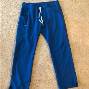 Figs women’s royal blue kade scrub pants
